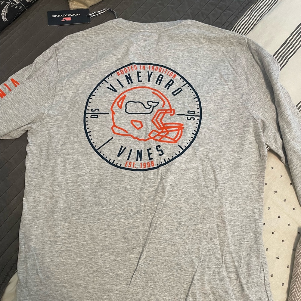 NWT Men’s Vineyard Vine Long Sleeve Tshirt